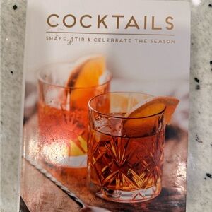 Cocktails Book